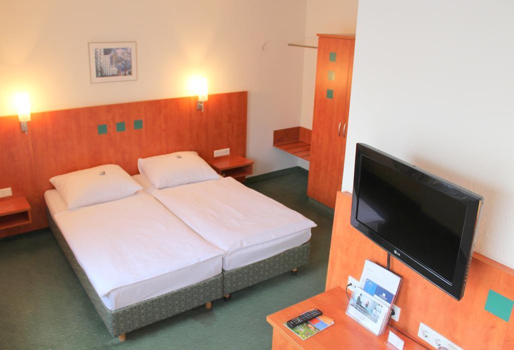 Stadthotel Duesseldorf エクステリア 写真