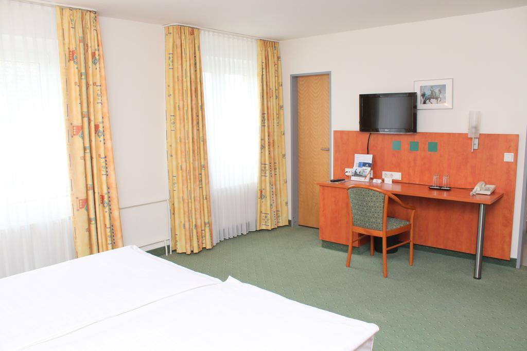 Stadthotel Duesseldorf エクステリア 写真