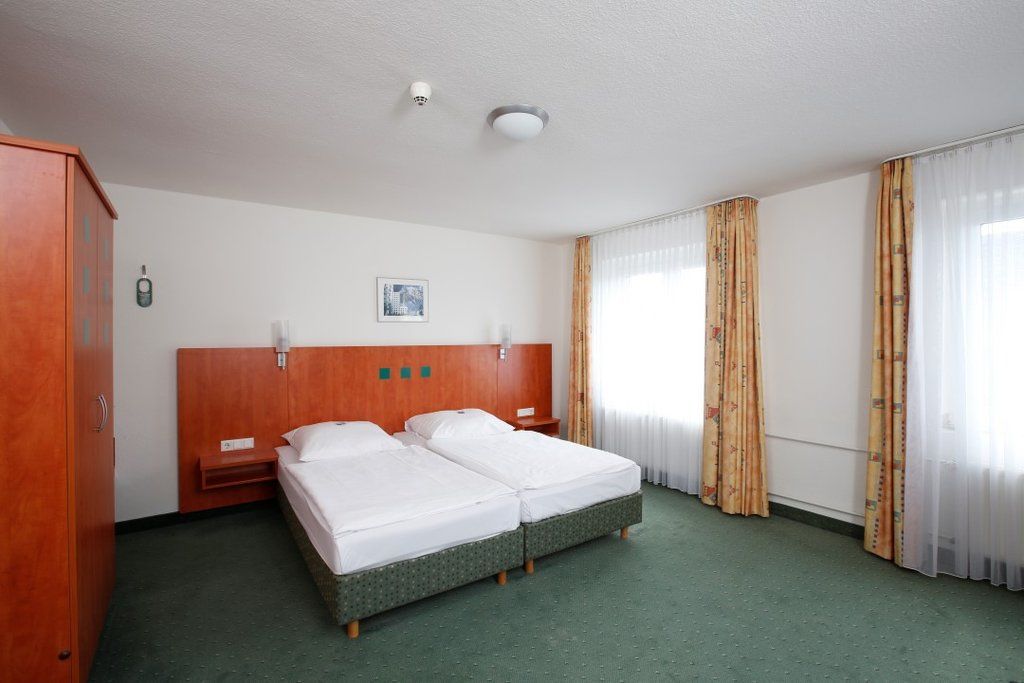 Stadthotel Duesseldorf エクステリア 写真